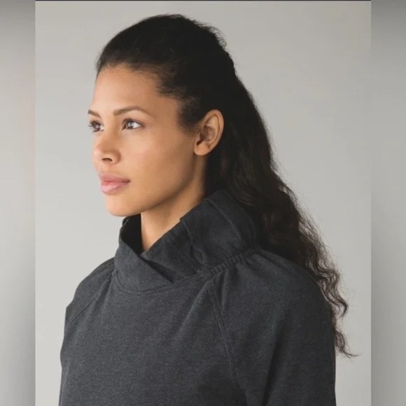 Lululemon After All Pullover in Heathered Black 41999 - Picture 4 of 13